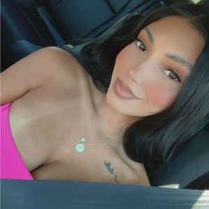 Meet your Posher, Elanna